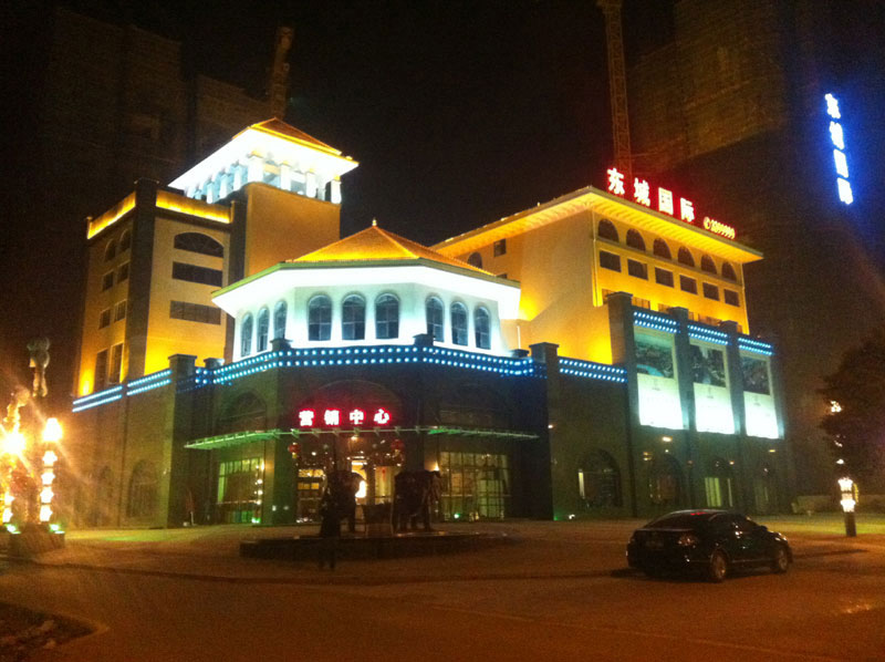 ��ꖑ�������